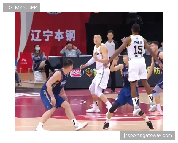 补篮规则详解：什么情况下允许二次进攻？